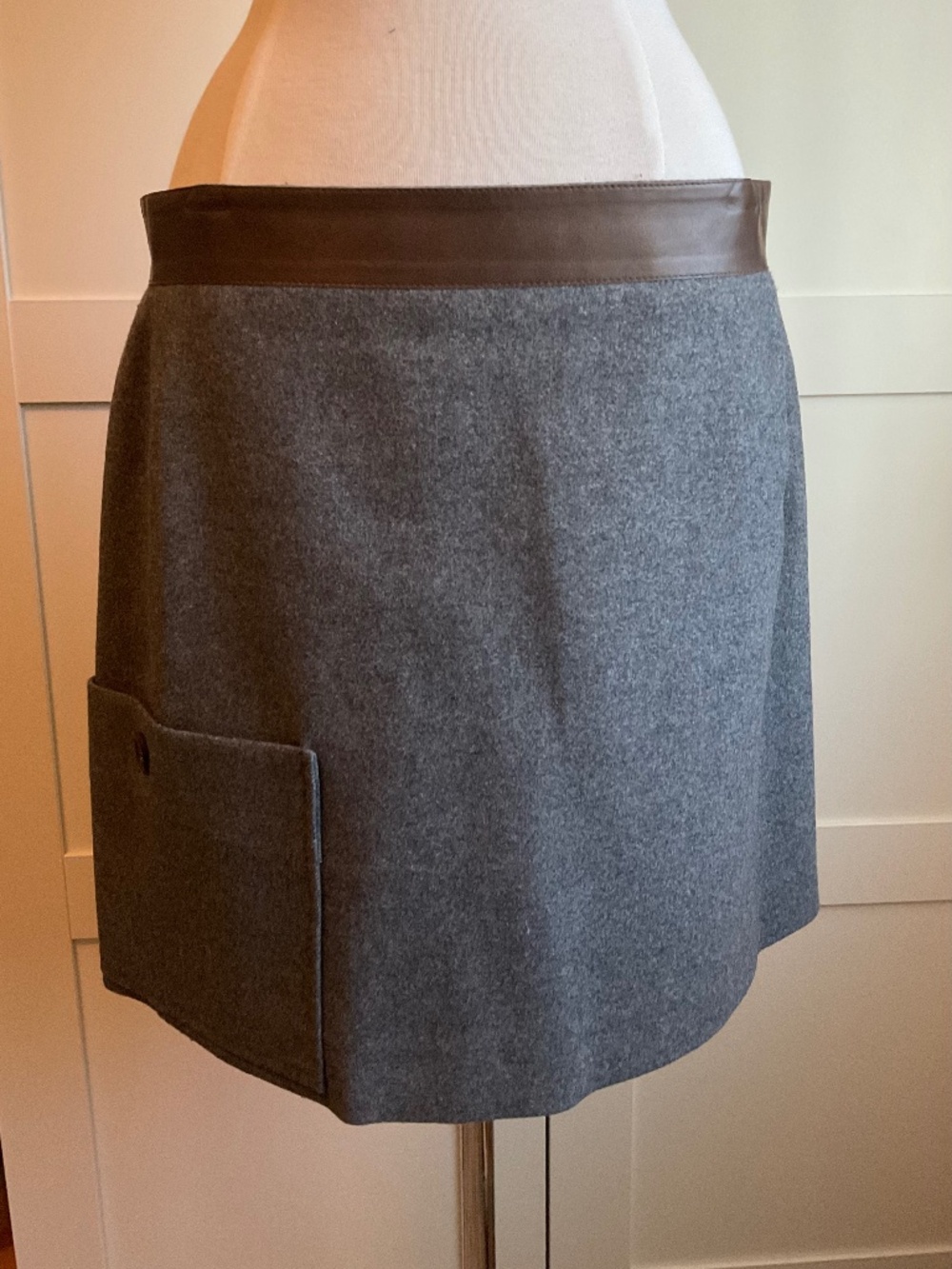Brunello Cucinelli wool blend skirt made in Italy
